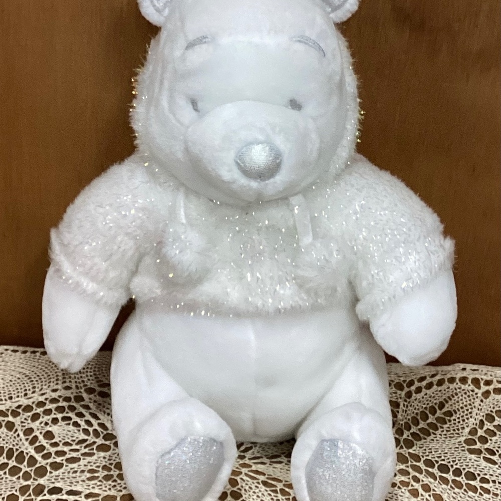 Disney Store Winnie The Pooh Bear Plush Stuffed Animal White Snowflake Pals 12”